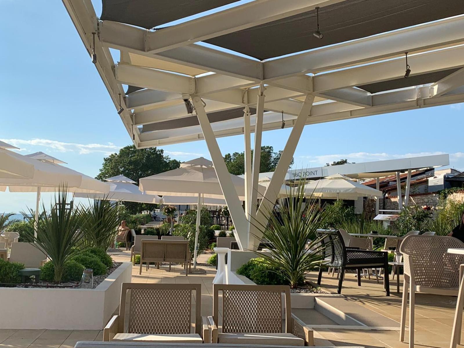 Apartment The Place Novigrad  Екстер'єр фото